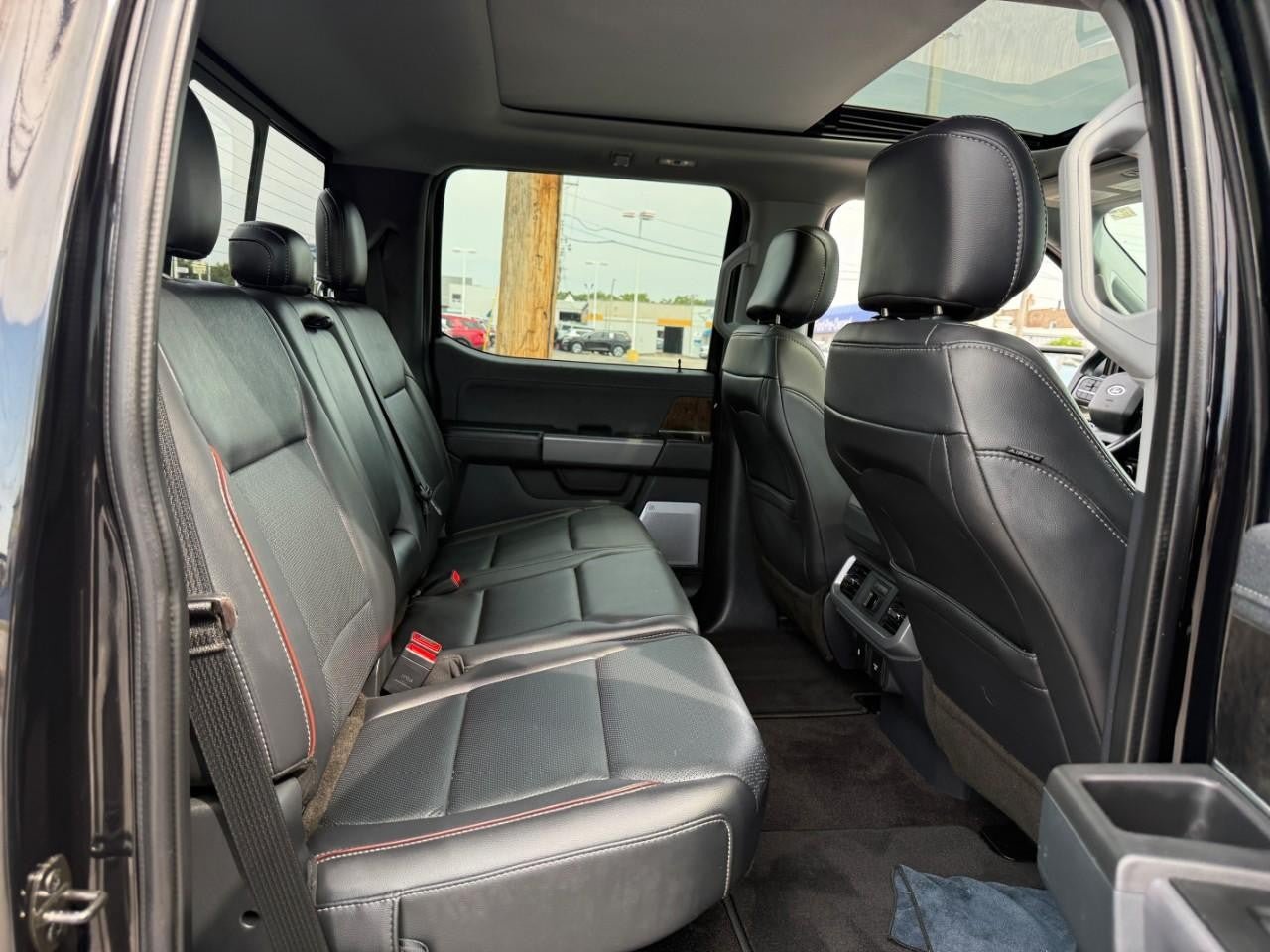 Used 2021 Ford F150 Lariat w/ Equipment Group 502A High AWD/4WD image 10