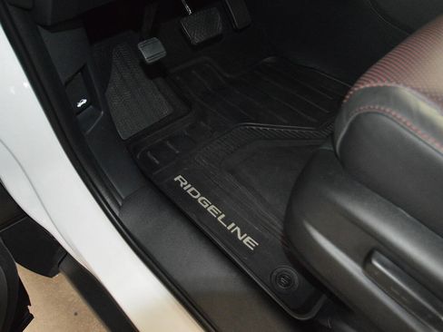 Used 2026 Honda Ridgeline Black Edition image 34