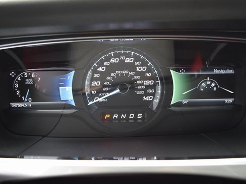 Used 2018 Ford Taurus SEL w/ Equipment Group 201A image 14