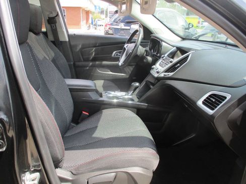 Used 2017 GMC Terrain SLE AWD/4WD image 37