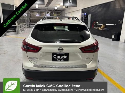 Used 2020 Nissan Rogue Sport SL FWD image 7