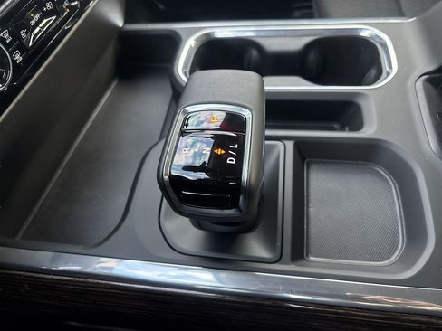 Used 2025 GMC Sierra 1500 Elevation w/ Preferred Package image 20