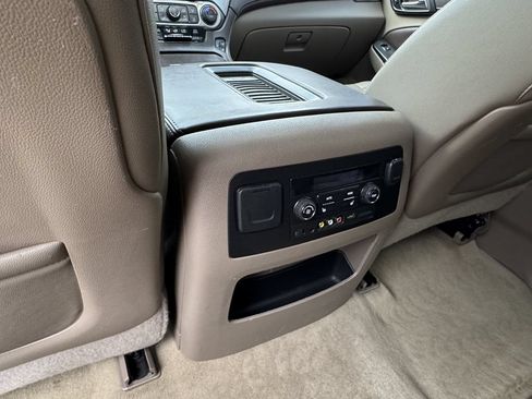 Used 2016 Chevrolet Suburban LTZ AWD/4WD image 35