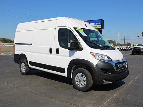 Used 2024 RAM ProMaster 1500 w/ Quick Order Package 22G SLT image 3