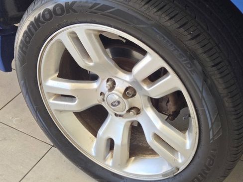 Used 2010 Ford Explorer Sport Trac Limited image 16