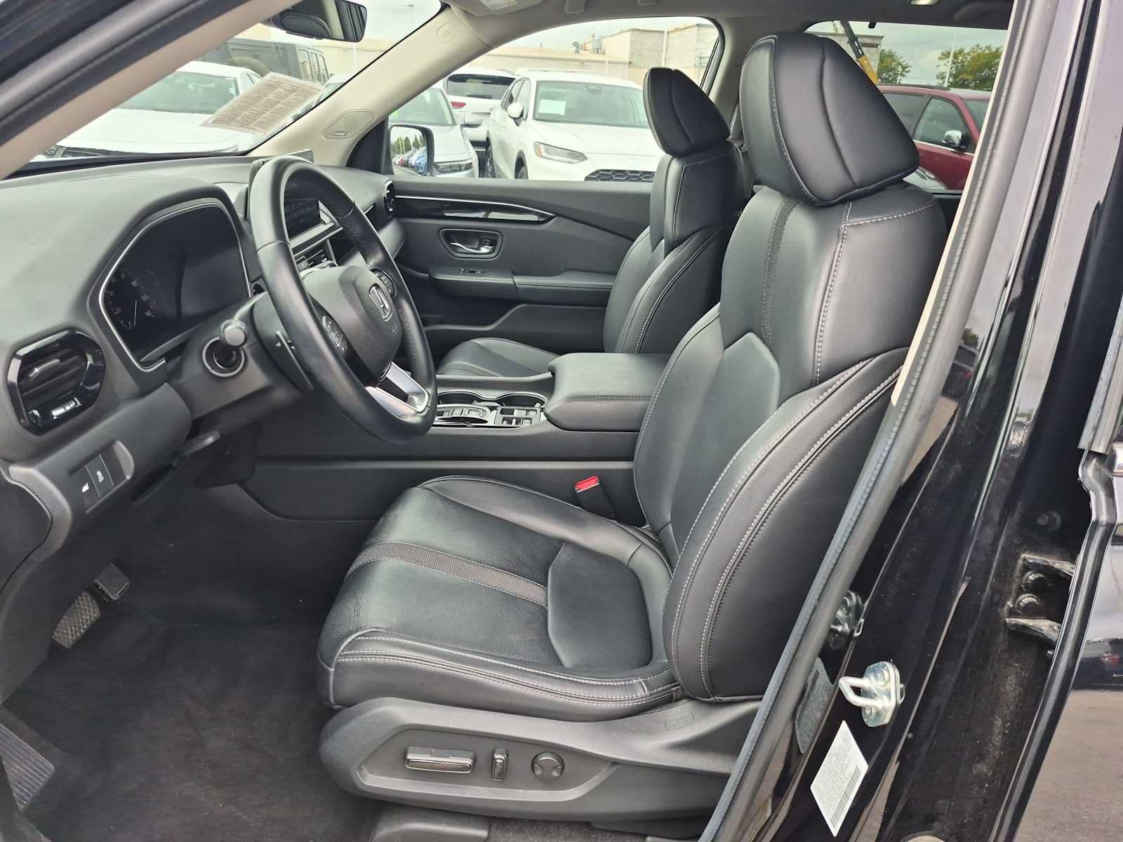 Certified 2024 Honda Pilot Touring image 15
