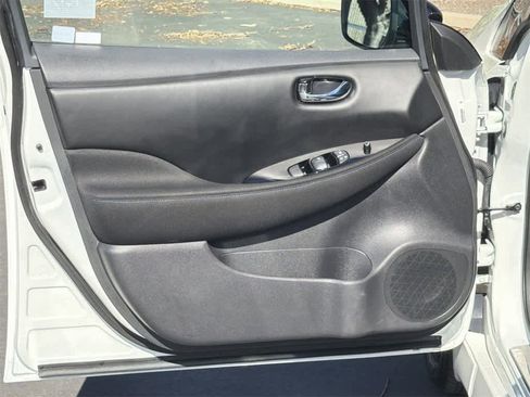 Used 2024 Nissan Leaf SV Plus image 21