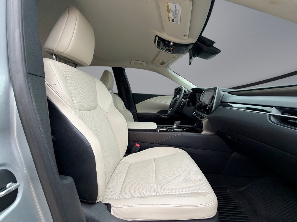 Used 2024 Lexus RX 350 FWD w/ Technology Package image 16