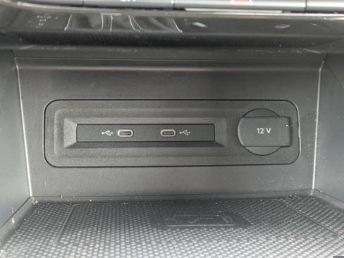 Certified 2023 Volkswagen Atlas SE FWD image 24