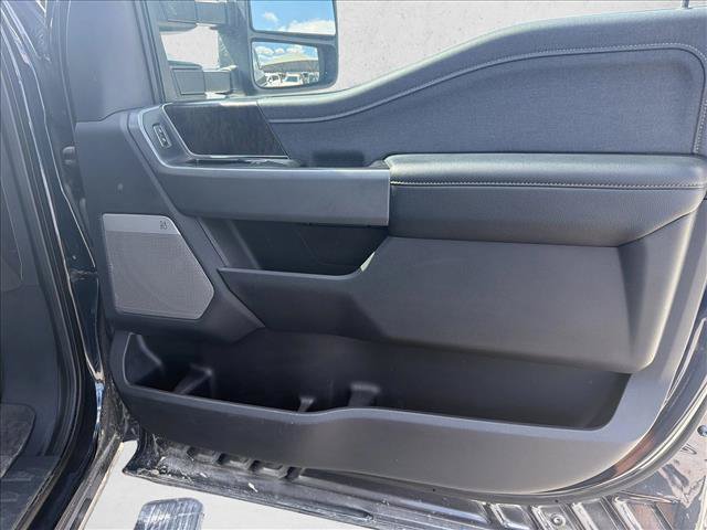Used 2023 Ford F250 Lariat w/ Lariat Ultimate Package AWD/4WD image 28