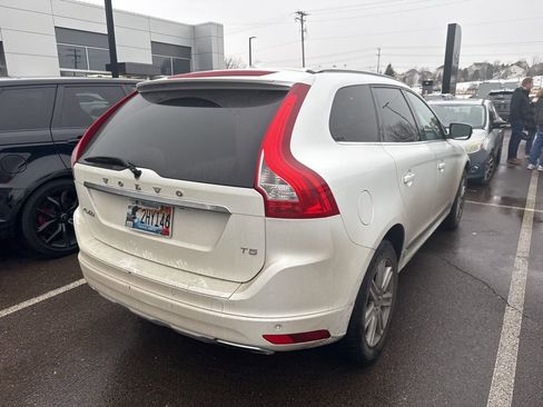 Used 2017 Volvo XC60 T5 Inscription image 9