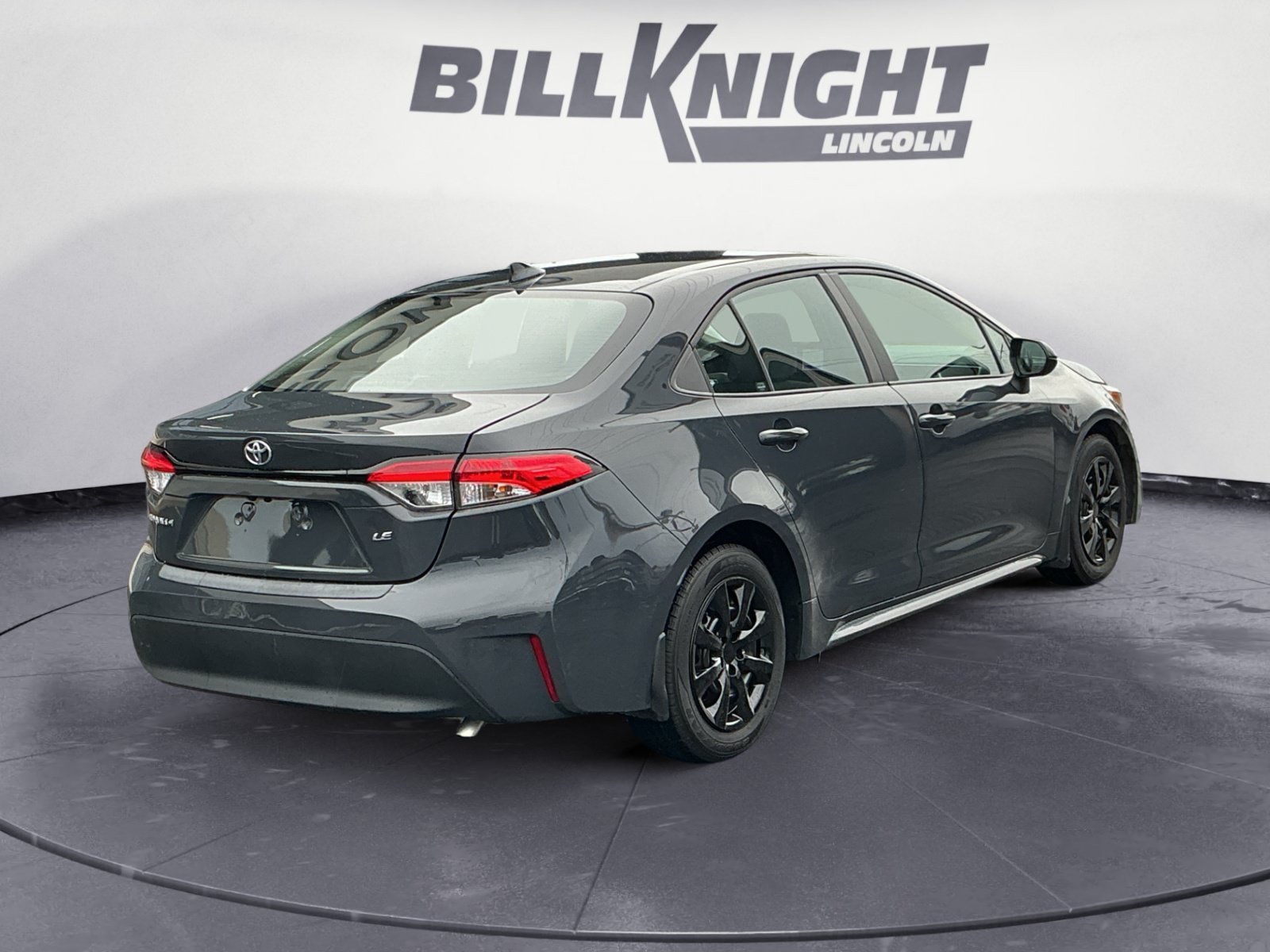 Used 2024 Toyota Corolla LE FWD image 6