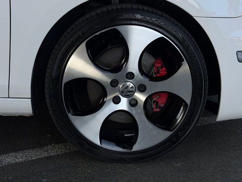 Used 2011 Volkswagen GTI Autobahn FWD image 52