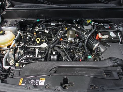 Used 2024 Ford Maverick XLT w/ XLT Luxury Package image 12