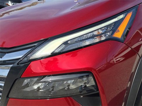 Certified 2024 Nissan Rogue SV w/ SV Premium Package image 10