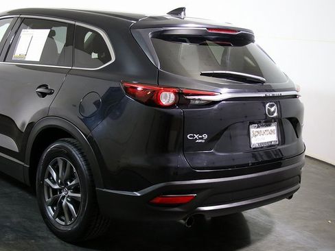 Used 2022 MAZDA CX-9 Touring image 11