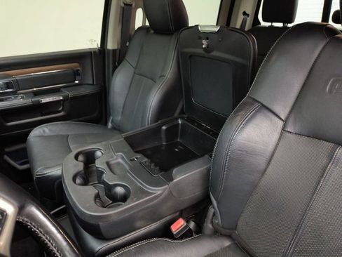 Used 2018 RAM 2500 Laramie w/ Convenience Group image 24