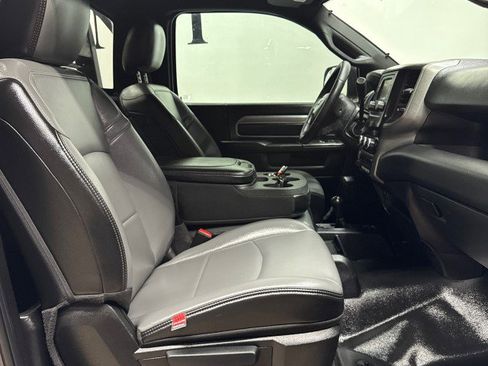 Used 2022 RAM 3500 Tradesman image 21