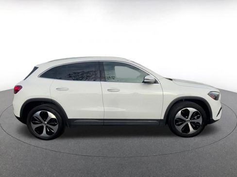Used 2025 Mercedes-Benz GLA 250 4MATIC image 16