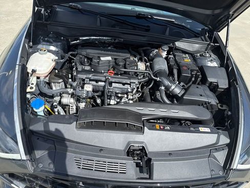 Used 2022 Hyundai Sonata Limited FWD image 11