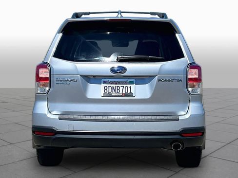 Used 2018 Subaru Forester 2.5i Premium w/ Protection Package #1A AWD/4WD image 4