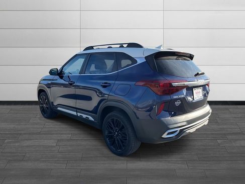 Used 2022 Kia Seltos Nightfall Edition image 5