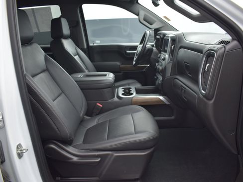 Used 2021 Chevrolet Silverado 1500 LT Trail Boss w/ Convenience Package II AWD/4WD image 10