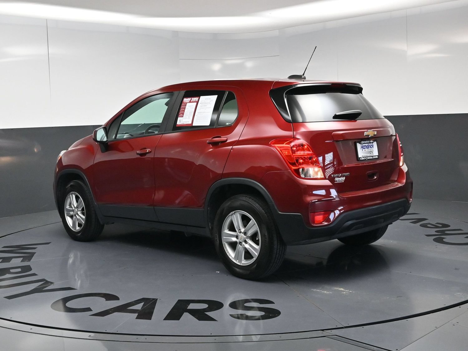 Used 2021 Chevrolet Trax LS w/ Tint and Cruise Package AWD/4WD image 7