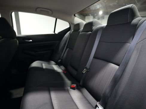 Used 2022 Nissan Altima 2.5 S image 12