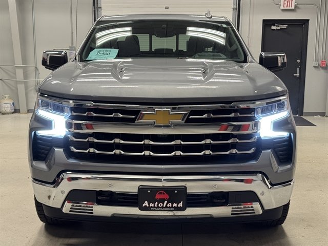 Used 2023 Chevrolet Silverado 1500 LTZ w/ LTZ Premium Package AWD/4WD image 2