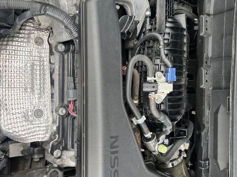 Used 2016 Nissan Rogue S w/ Appearance Package FWD image 17