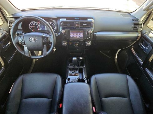 Used 2016 Toyota 4Runner Trail Premium AWD/4WD image 14