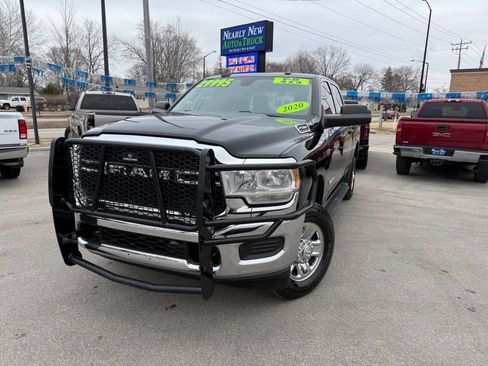 Used 2020 RAM 2500 Tradesman w/ Chrome Appearance Group image 2