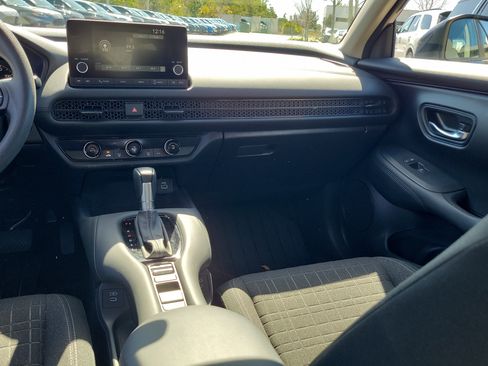 Certified 2025 Honda HR-V LX image 15