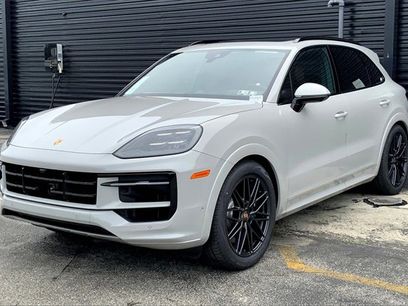 New 2025 Porsche Cayenne GTS