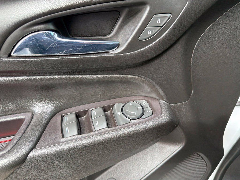 Used 2019 Chevrolet Equinox LT AWD/4WD image 36