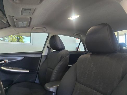 Used 2013 Toyota Corolla S FWD image 24