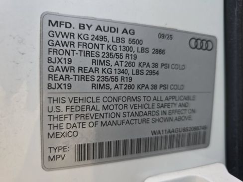 Used 2025 Audi Q5 Premium w/ Convenience Package AWD/4WD image 38