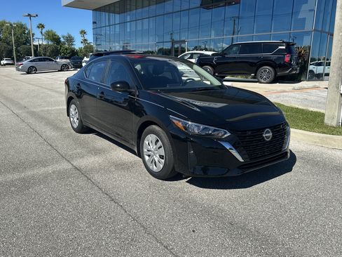 New 2025 Nissan Sentra S image 4