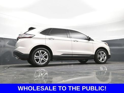 Used 2015 Ford Edge Titanium FWD image 33