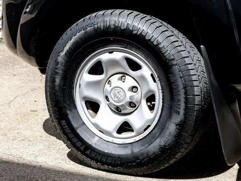 Used 2008 Toyota Tacoma PreRunner image 31