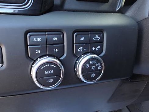 Used 2023 GMC Sierra 1500 AT4 w/ AT4 Premium Package image 35