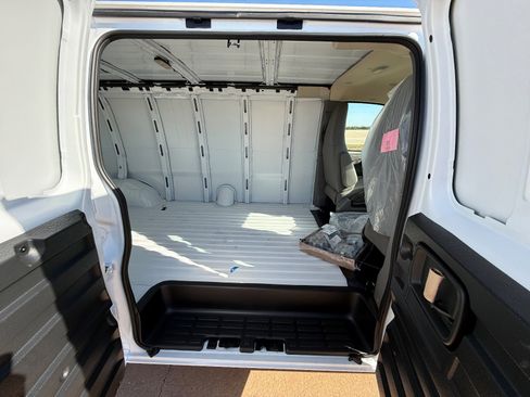 New 2025 Chevrolet Express 3500 Extended w/ Driver Convenience Package image 12
