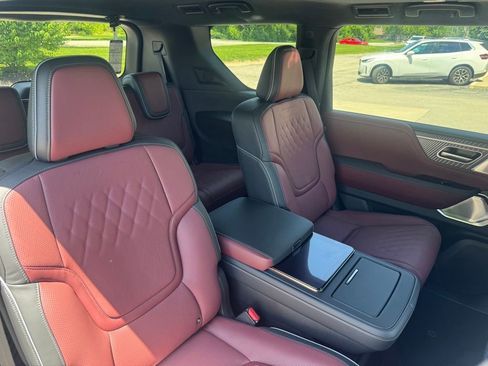 New 2026 INFINITI QX80 Autograph AWD/4WD image 26