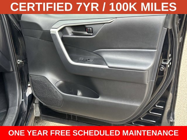 Used 2025 Toyota RAV4 LE FWD image 8