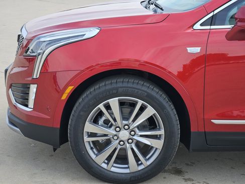 New 2026 Cadillac XT5 Premium Luxury w/ Driver Assist Package FWD image 6