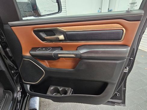 Used 2022 RAM 1500 Limited w/ Body Color Bumper Group image 43