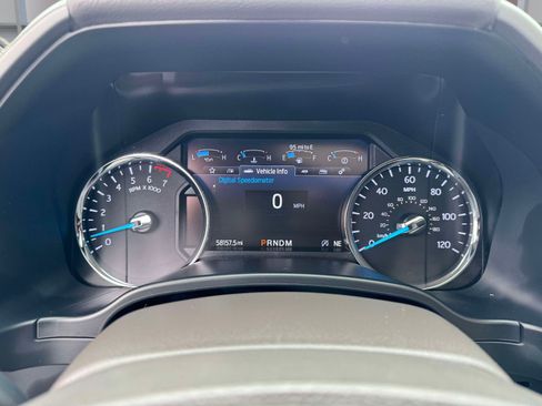 Used 2020 Ford Expedition XLT w/ Equipment Group 202A AWD/4WD image 22