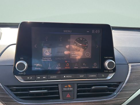 Used 2019 Nissan Altima 2.5 SL FWD image 16