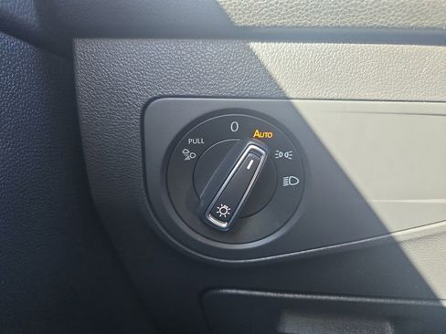 Used 2024 Volkswagen Tiguan SEL R-Line image 23